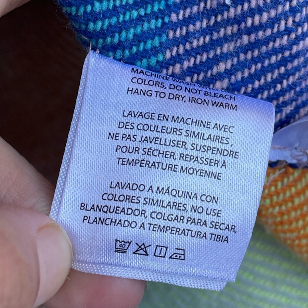 Onia multi color shacket size small - Picture 7 of 8
